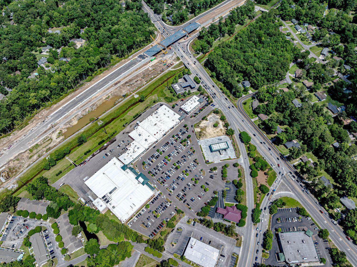 680 Bacons Bridge Rd - Photo 1