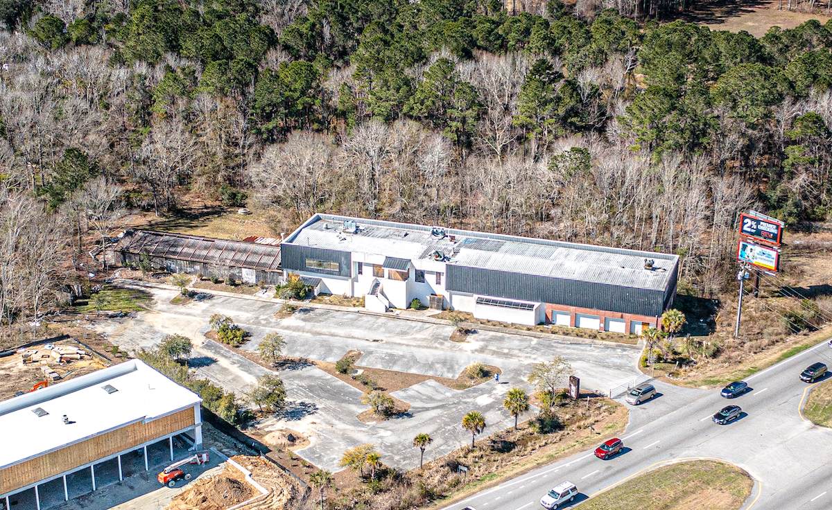 8545 Dorchester Rd - Photo 1