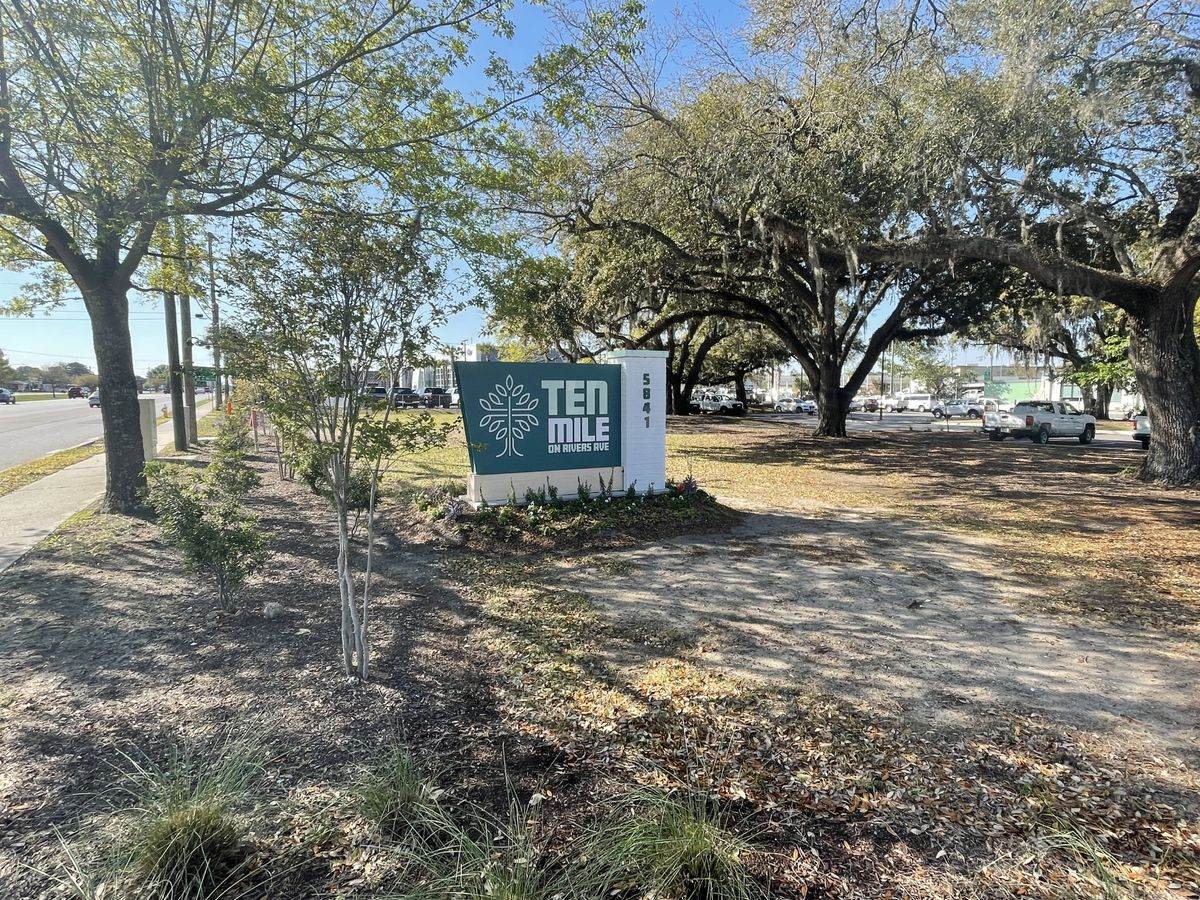 5841 Rivers Ave - Photo 1