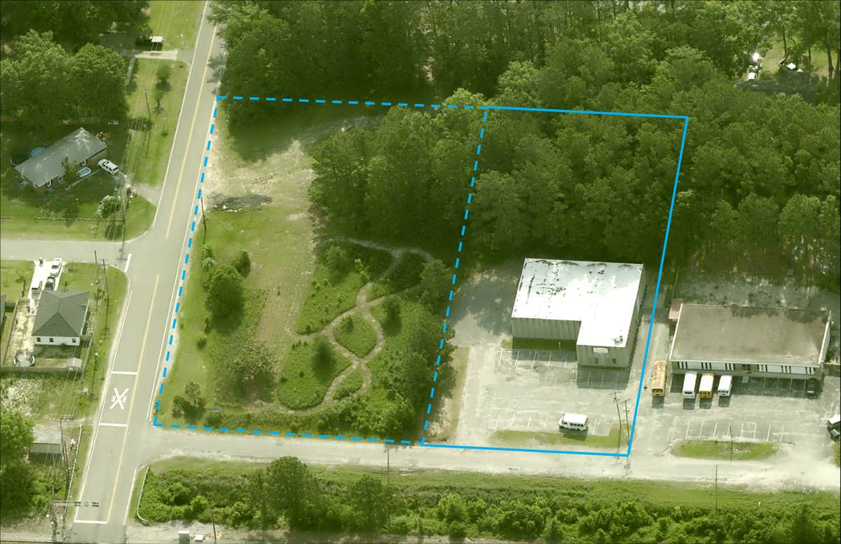 103 Auto Supply Dr - Photo 1