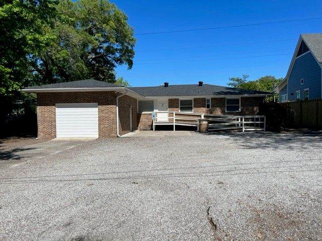 537 Folly Rd - Photo 1