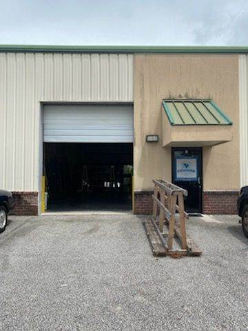 3180 Industry Dr - Photo 1