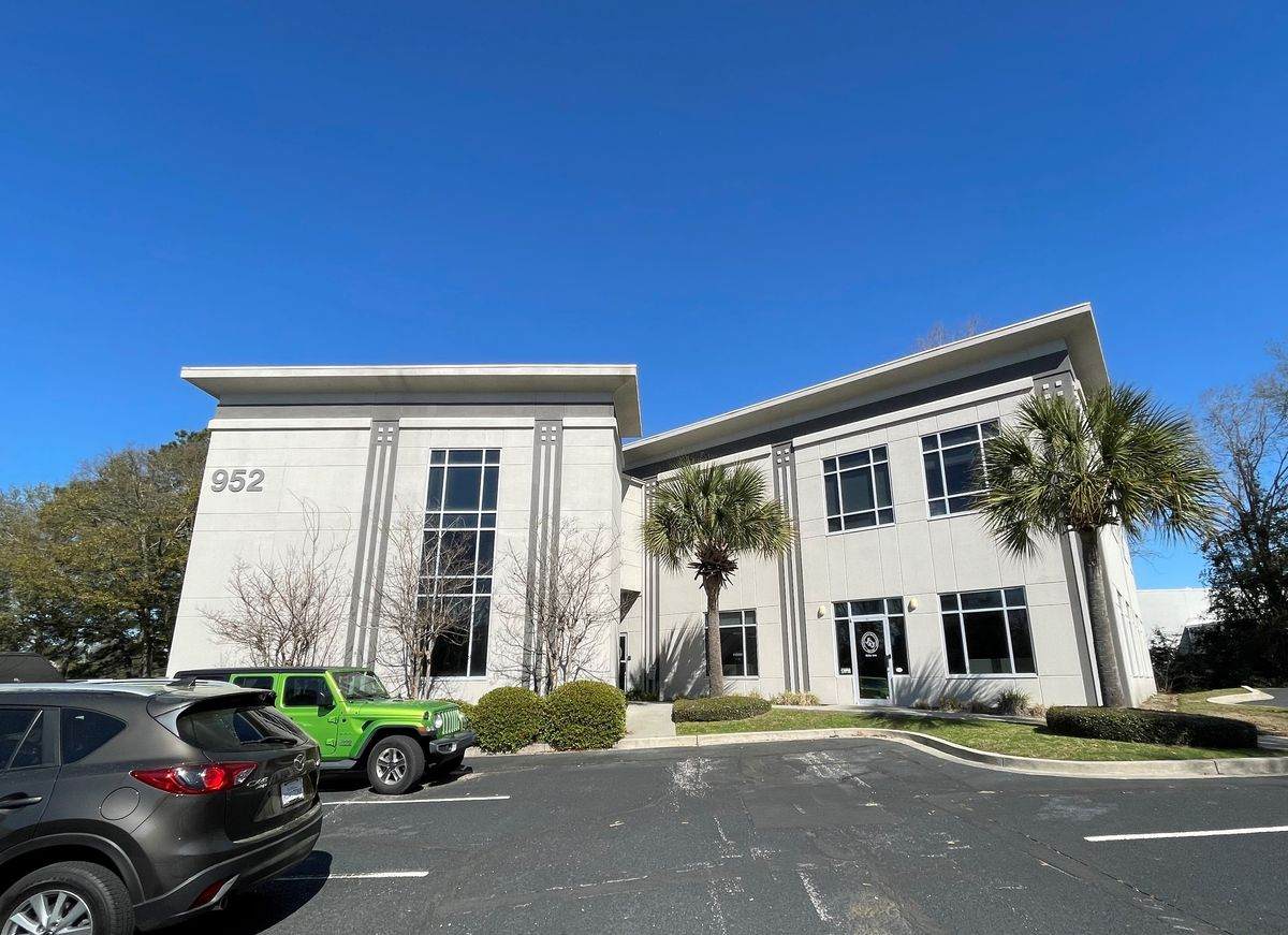 952 Houston Northcutt Blvd - Photo 1