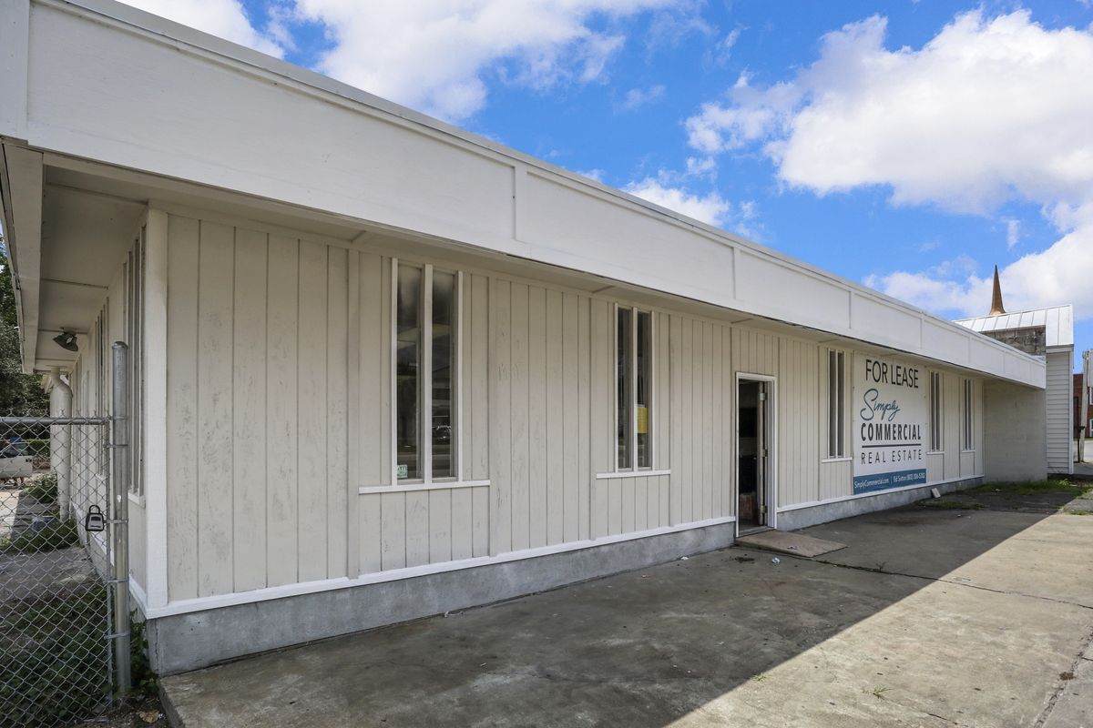 3353 Rivers Ave - Photo 1