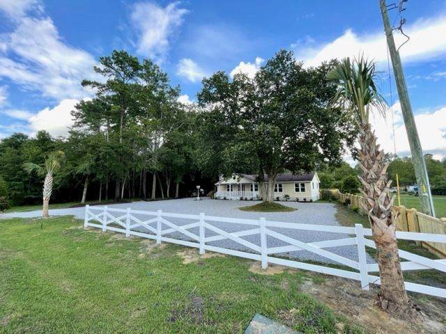 2094 Live Oak Dr - Photo 1