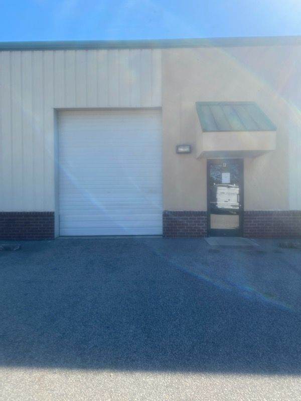 3180 Industry Dr - Photo 1