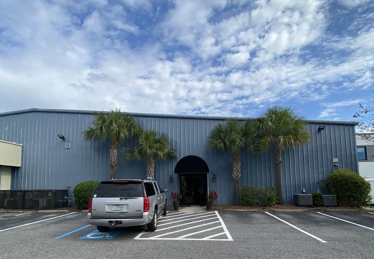 2816 Azalea Dr - Photo 1
