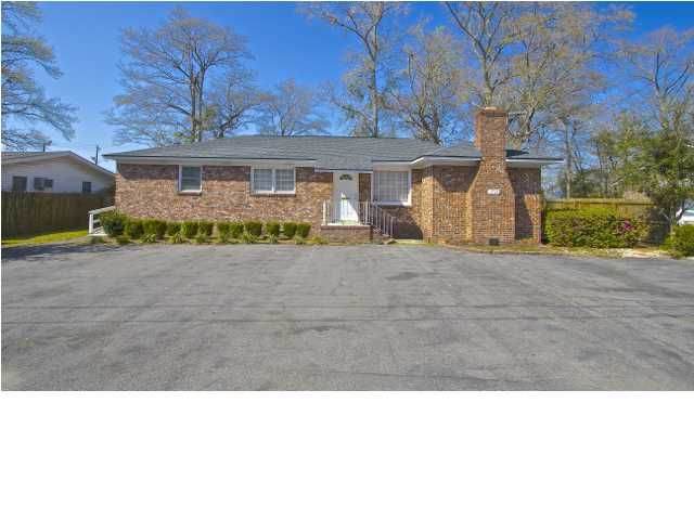1752 Jessamine Rd - Photo 1