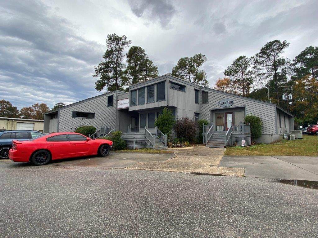 606 Old Trolley Rd - Photo 1