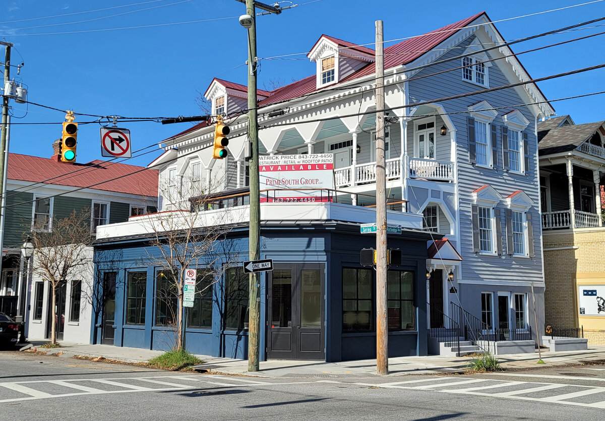 114 Spring St - Photo 1