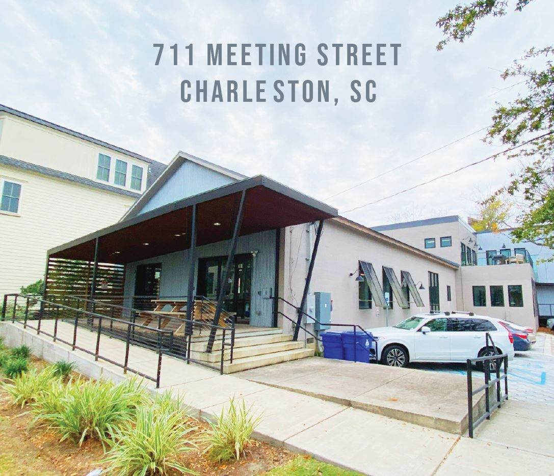 711 Meeting - Photo 1