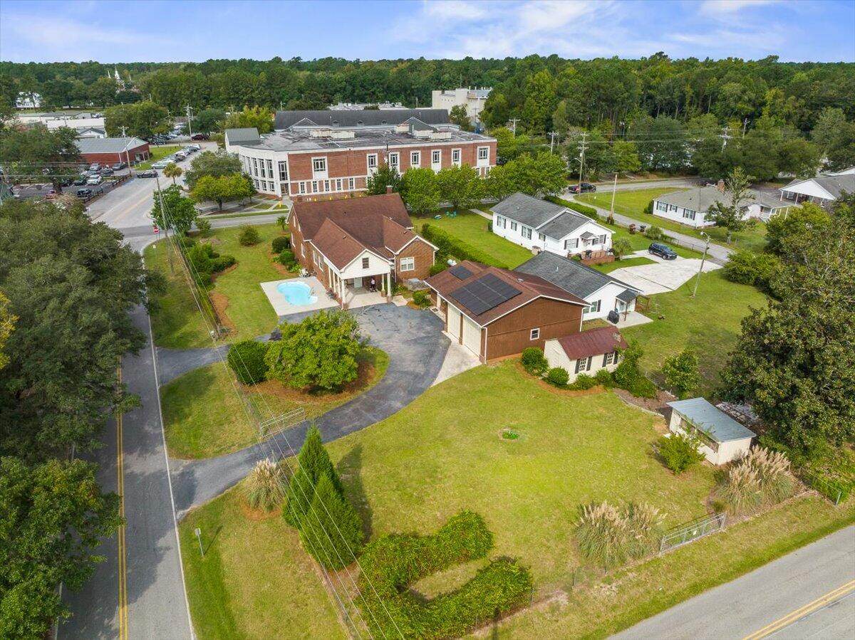 200 Broughton Road - Photo 1