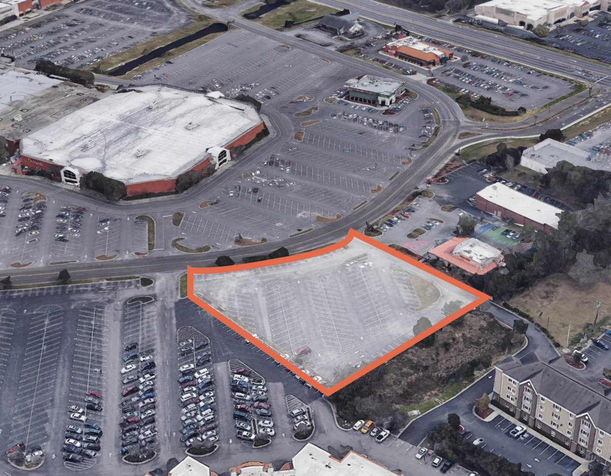 NORTHWOODS Blvd - Photo 1