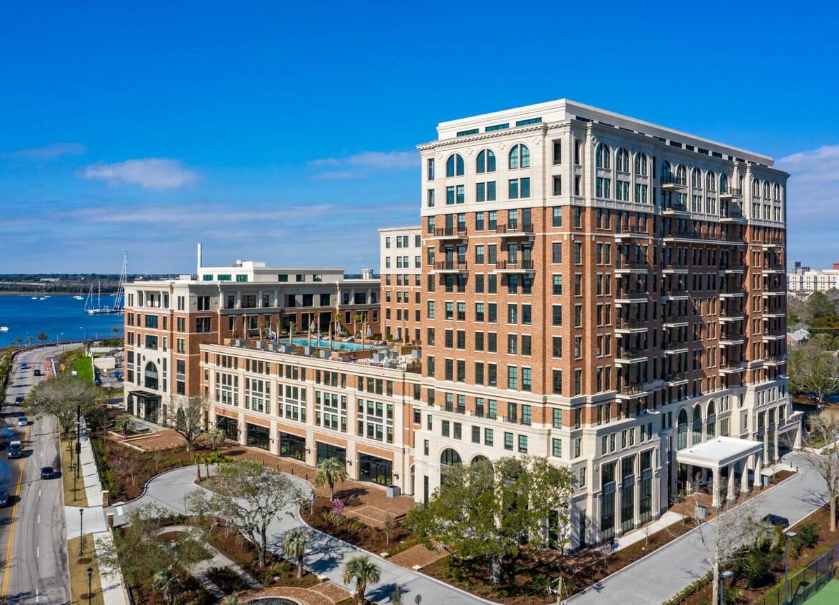 320 Broad St - Photo 1