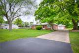 16 Diane Road - Photo 2