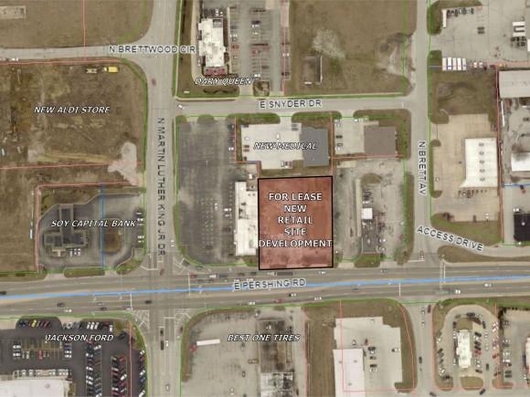 640 Pershing Road - Photo 1