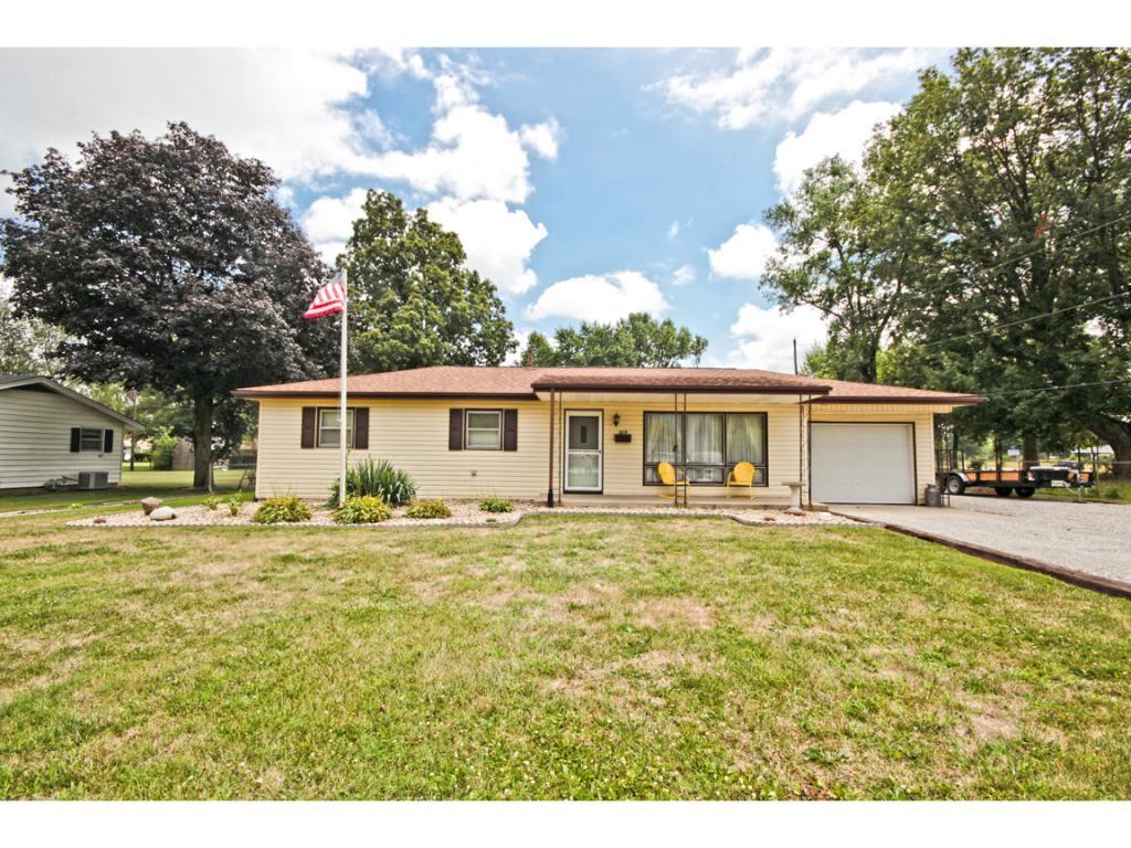 213 Crescent - Photo 1