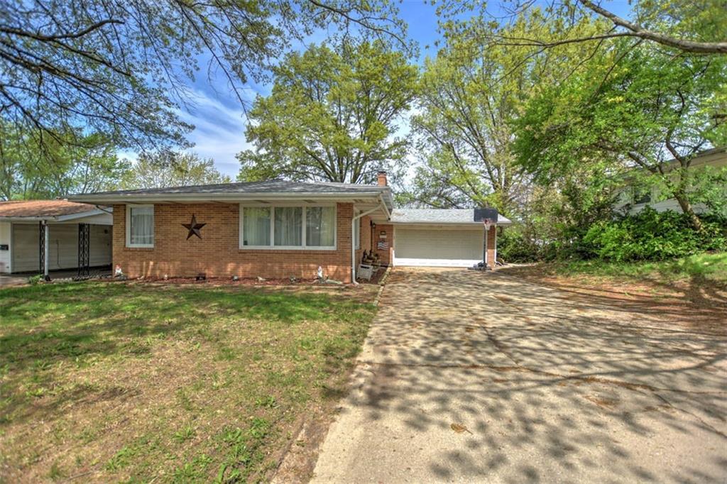 3173 Holly - Photo 1