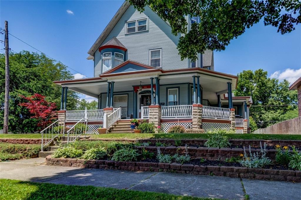 570 Prairie Avenue - Photo 1