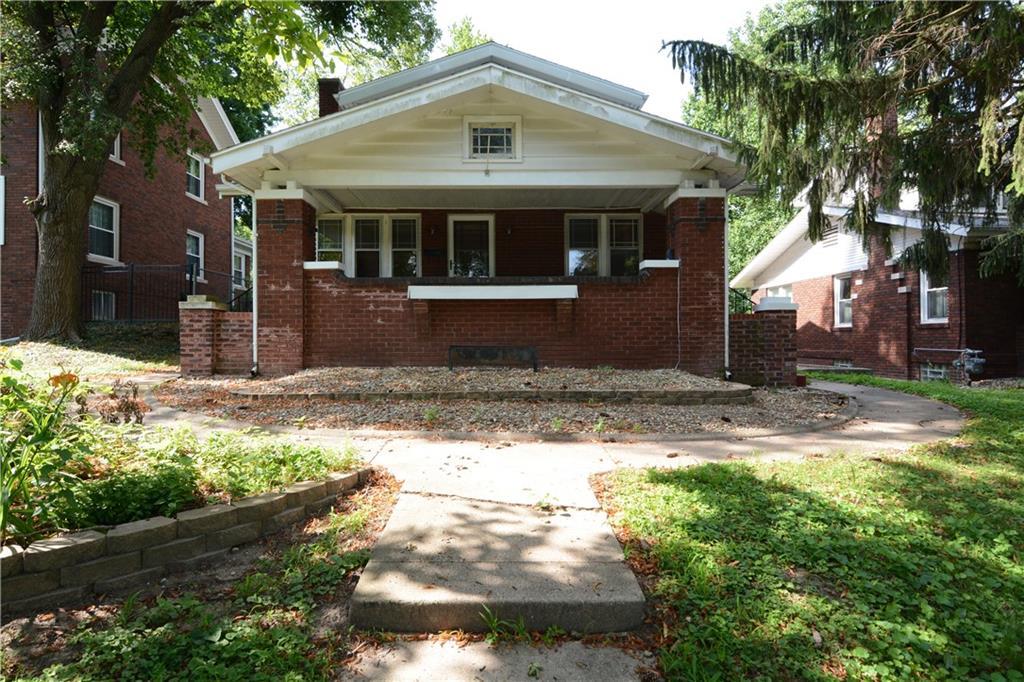 1579 Main - Photo 1