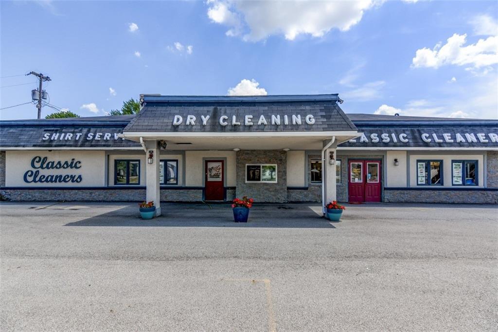 2474 Main Street - Photo 1