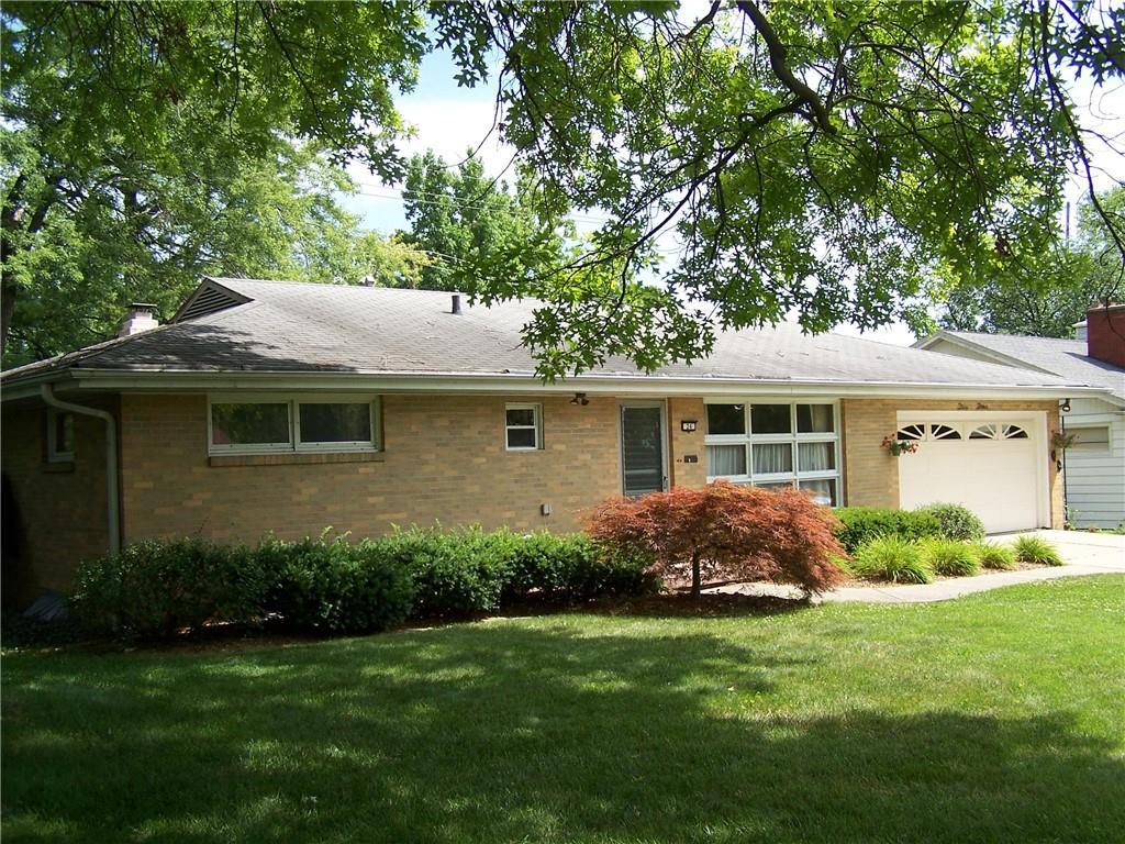 24 Eastmoreland Lane - Photo 1
