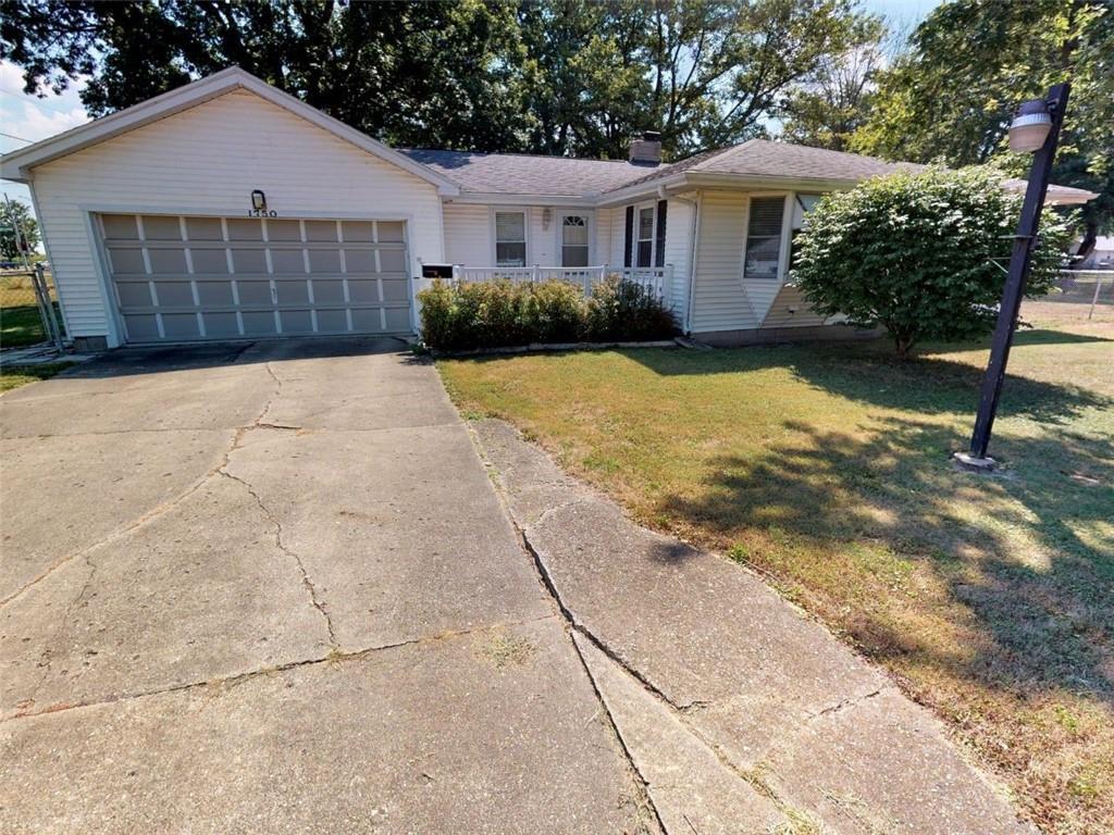1750 Phyllis Drive - Photo 1