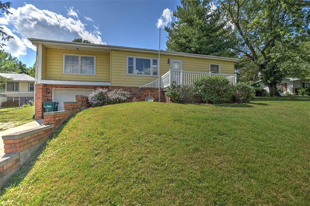 575 Lake Ridge Avenue - Photo 1