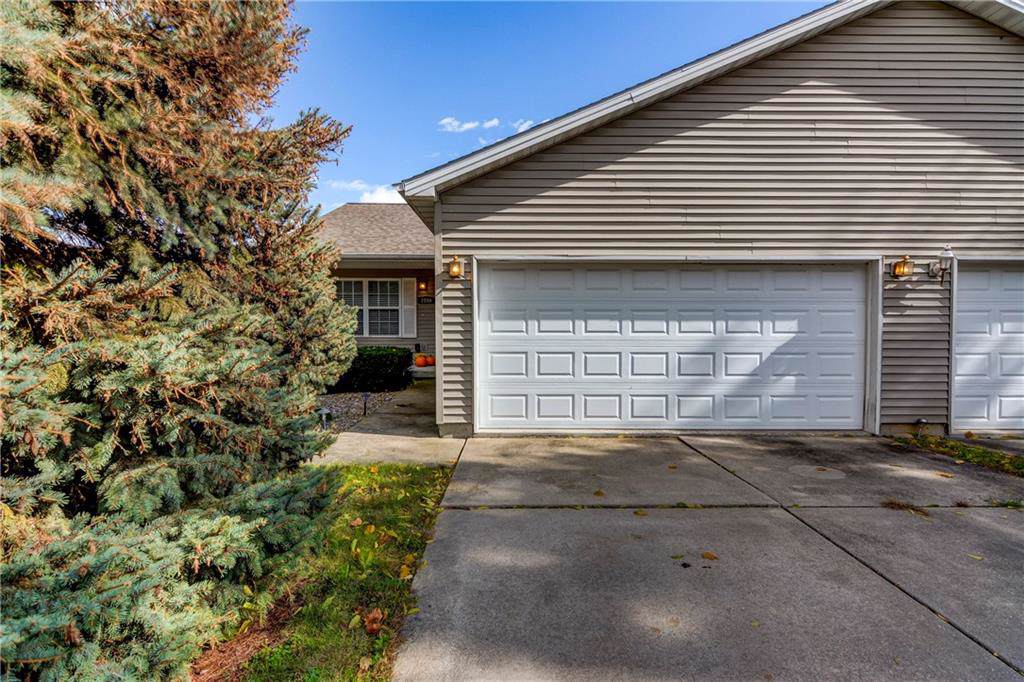 2890 Grove Court - Photo 1