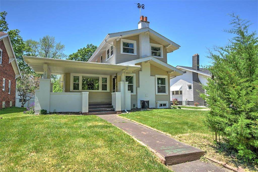 127 Oakdale Boulevard - Photo 1