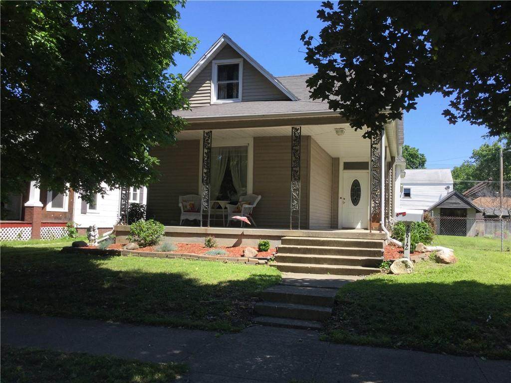 2812 Pine Avenue - Photo 1