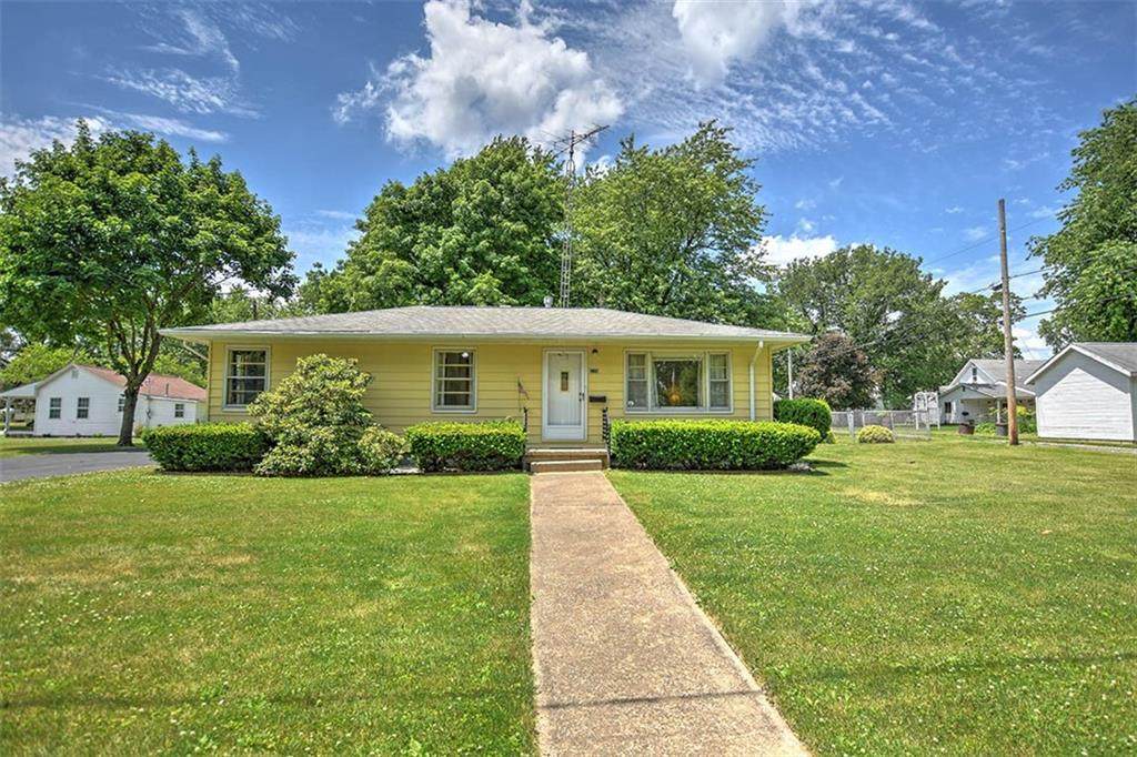 225 8th Street - Photo 1