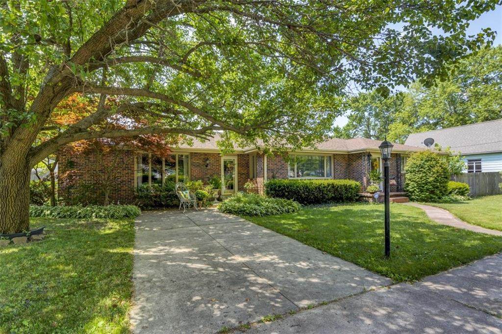 424 Washington Street - Photo 1