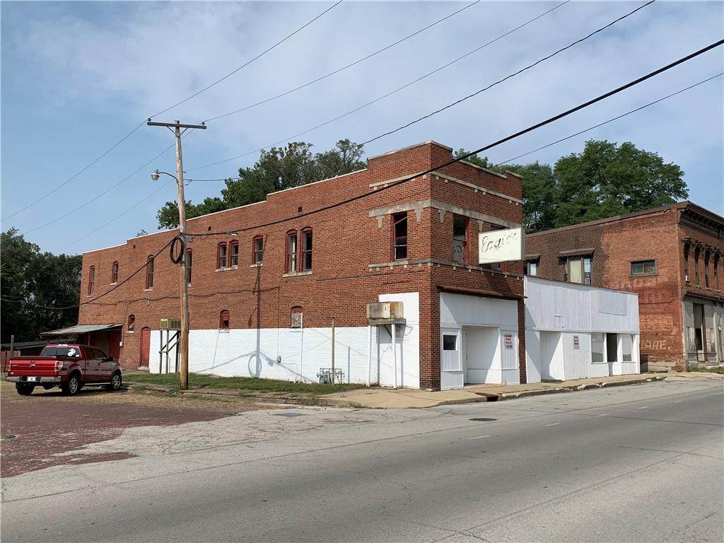 212-216 Logan Avenue - Photo 1