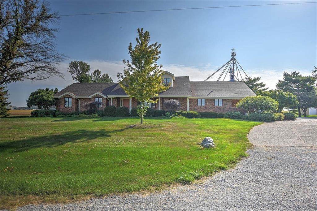 390 North Street - Photo 1