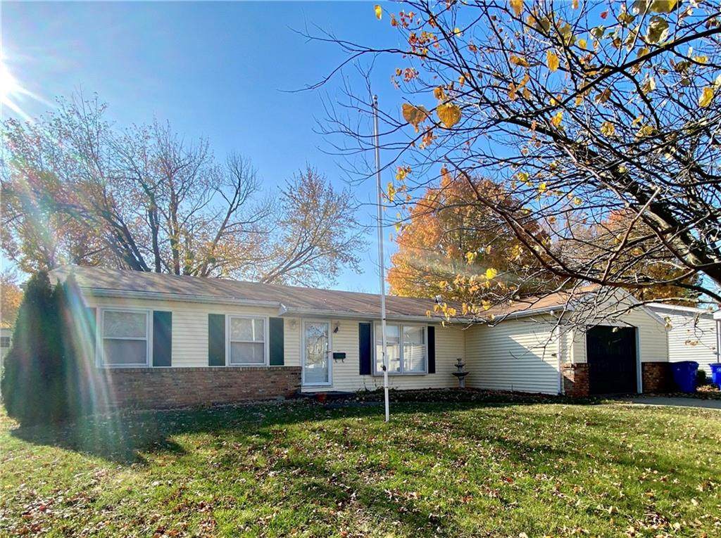 1625 Barrington Avenue - Photo 1
