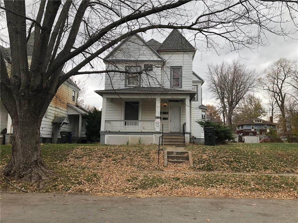 870 Wood Street - Photo 1
