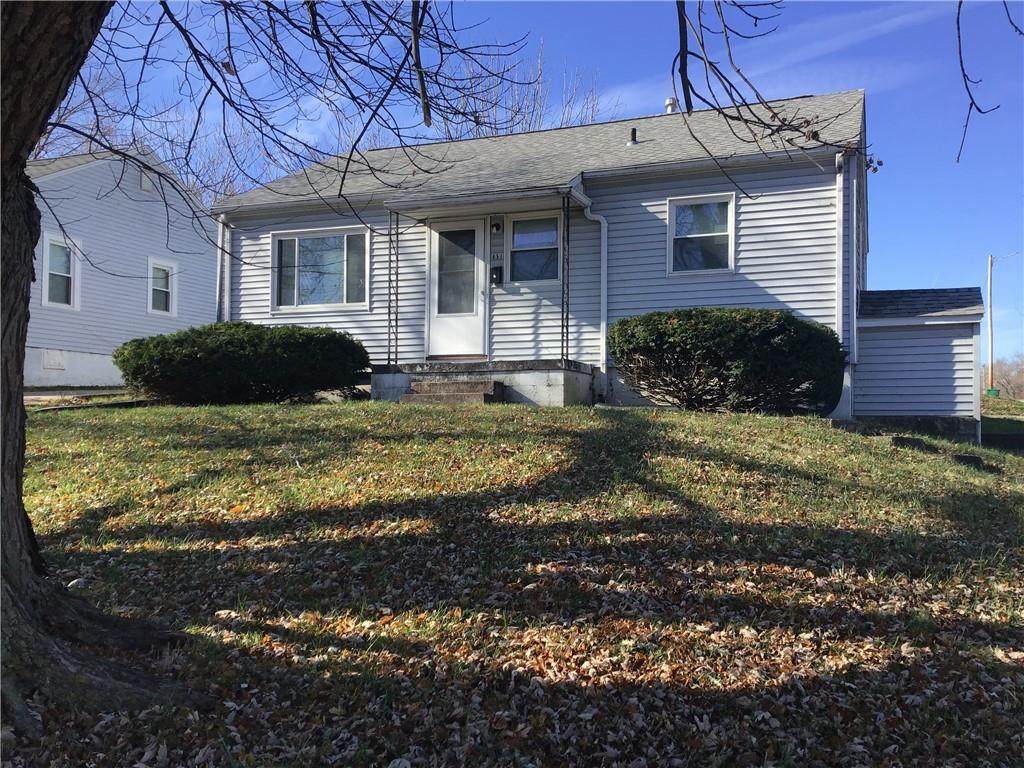 851 Lake Shore Drive - Photo 1