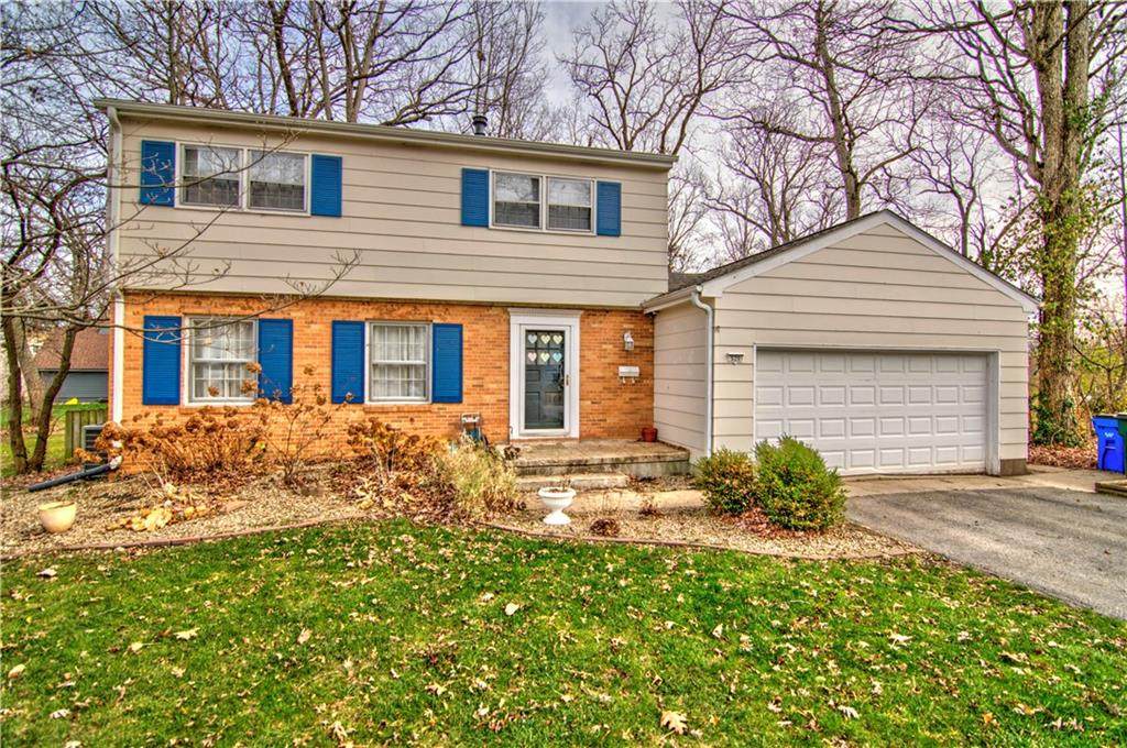 520 Woodhill Drive - Photo 1