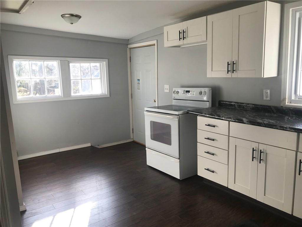 568 Lincoln Court - Photo 1