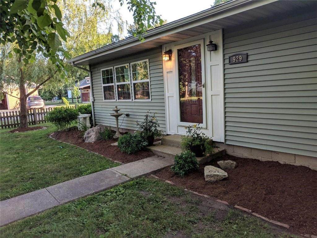 929 Washington Street - Photo 1
