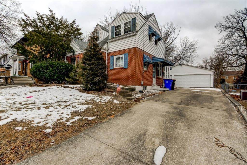 1665 Forest Avenue - Photo 1