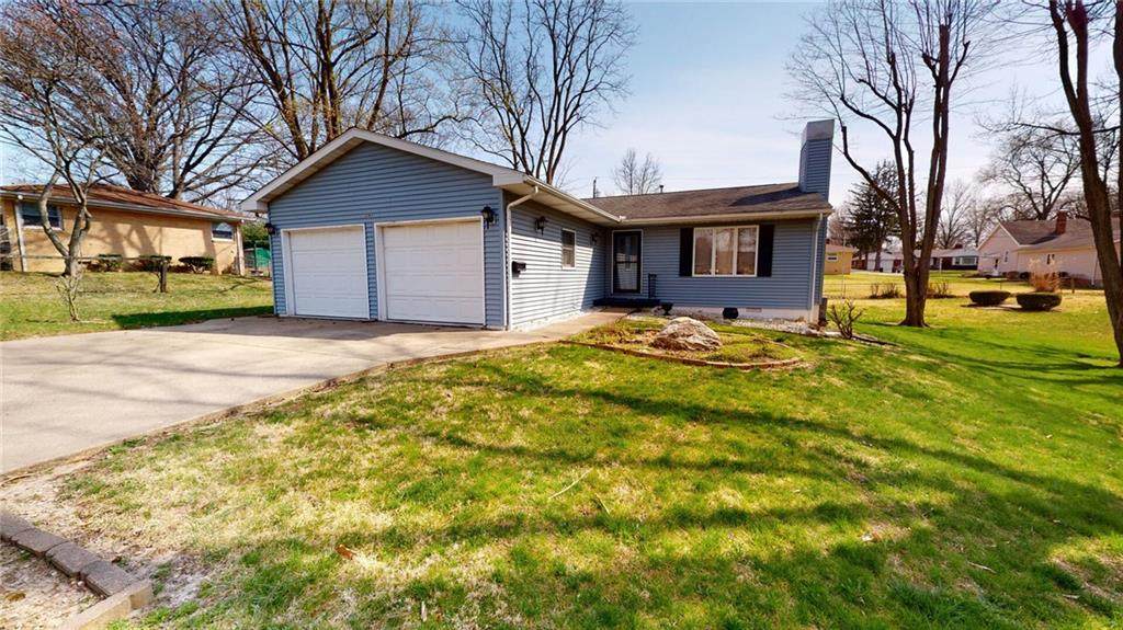3343 Maplewood Avenue - Photo 1