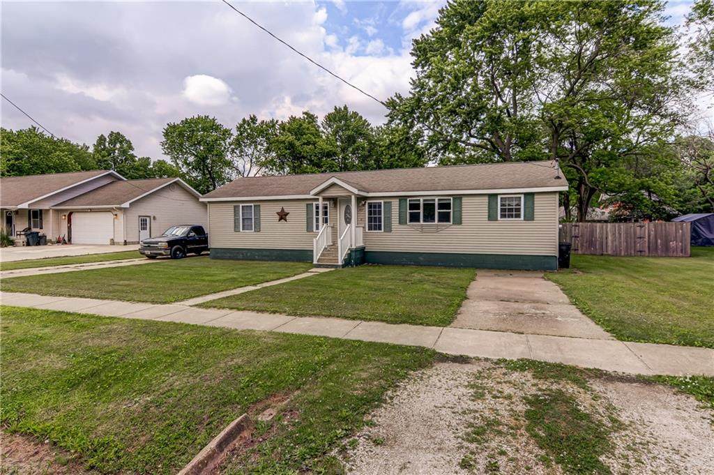 217 Seiberling Street - Photo 1
