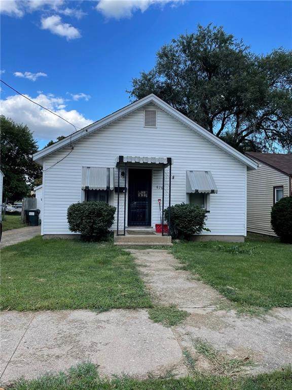 828 Belmont Avenue - Photo 1