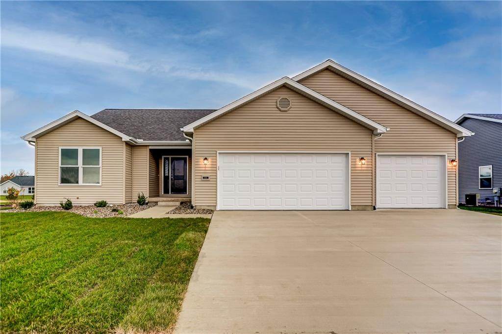 660 Emerald Avenue - Photo 1