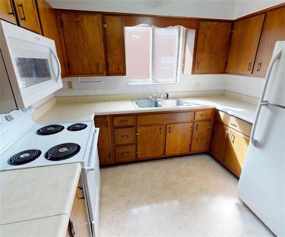 309 Christine Drive - Photo 1