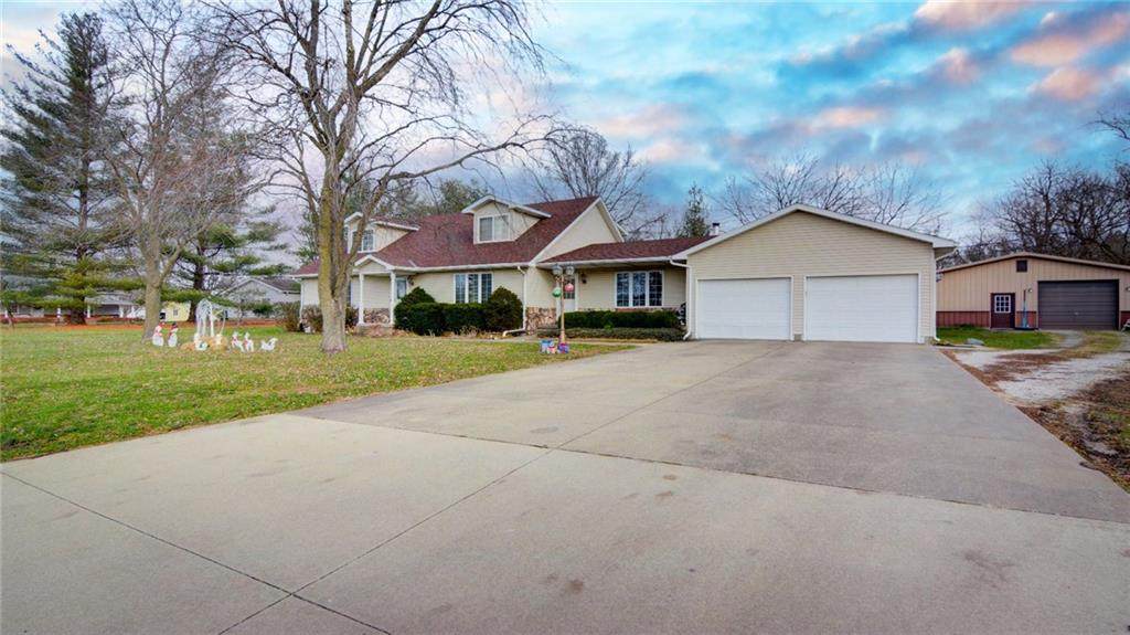 230 Henderson Street - Photo 1