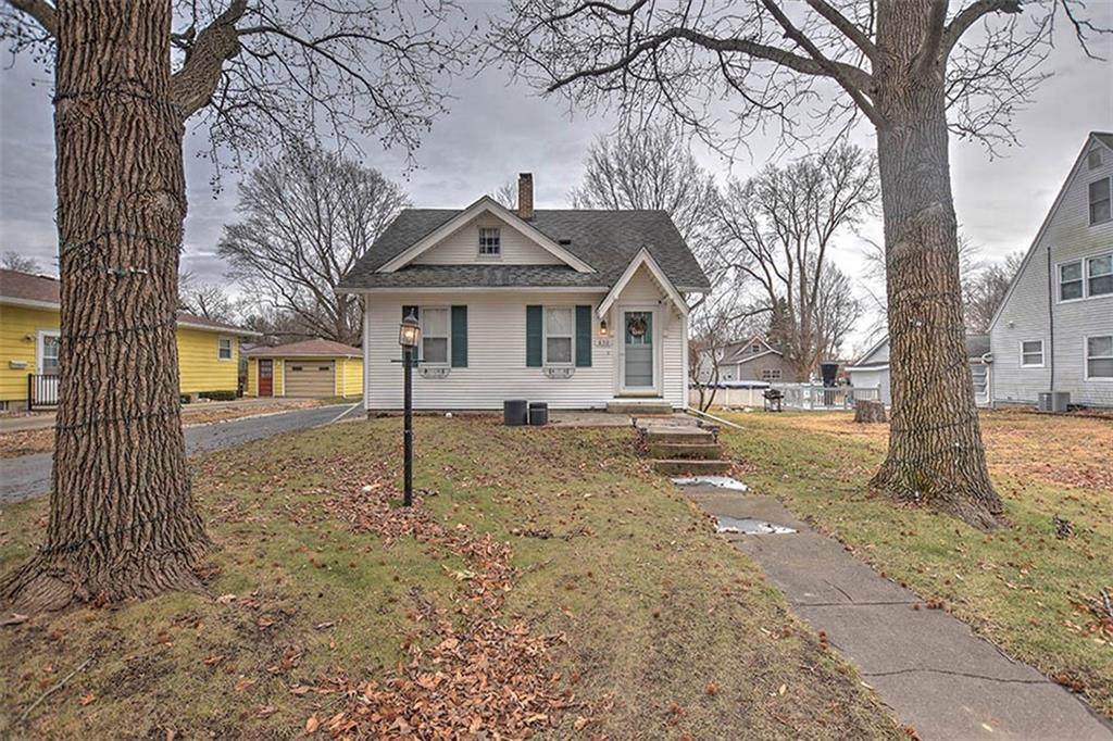 630 North Street - Photo 1