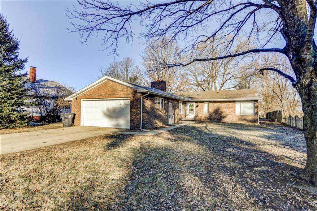 214 Carter Street - Photo 1